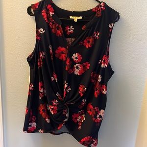 Women’s size 14 sleeveless navy and red top with knotted front at waist